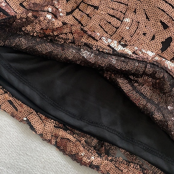Vintage Copper Sequined Top! Sz M. Lined and has a bit of stretch! - Picture 10 of 13